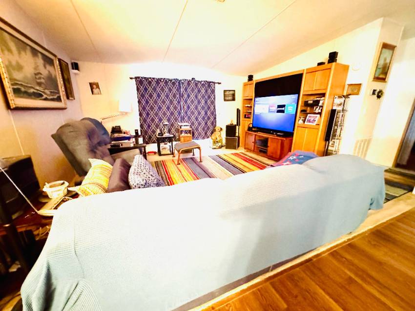 169 Lake Michigan Drive a Mulberry, FL Mobile or Manufactured Home for Sale